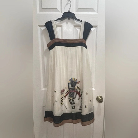 100% Silk Sleeveless Cocktail Dress Embroidery Funky Size Large - Picture 1 of 8